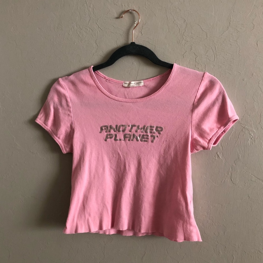 UO y2k pink crop top